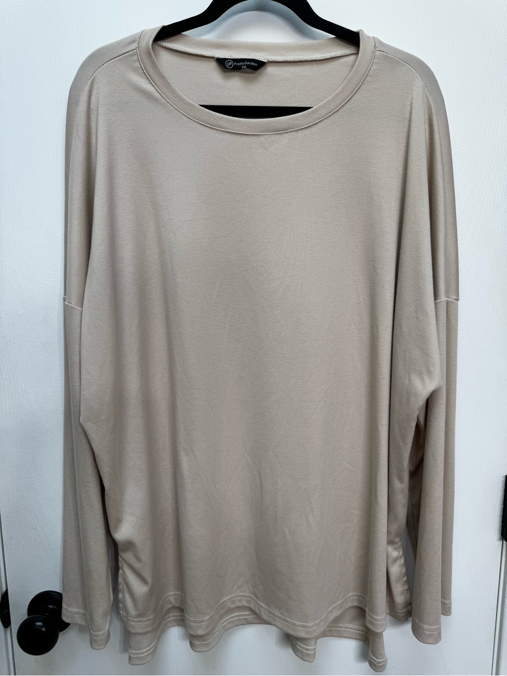 Relaxed Crewneck Long-Sleeve Top in Taupe